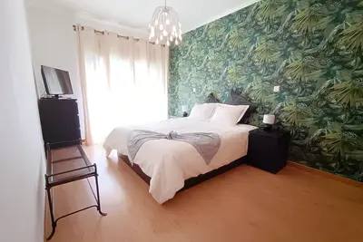 Image de Home away from home in Gaia, fully-equipped, 10 minutes from all attractions.