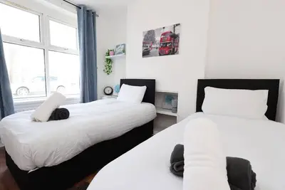 Image de The Cozy Home | 11min Walk to Cardiff Central | Linen + Parking Provided |