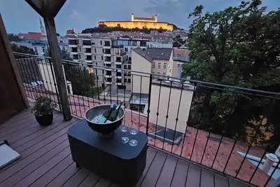 Image de Studio 69 - 125m2, free parking, terrace, pets welcome