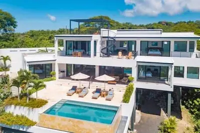 Image de Ocean View Luxury Mountain Escape