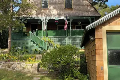 Image de The Lincoln Cottage -1905 Ogunquit Shingle Rental
