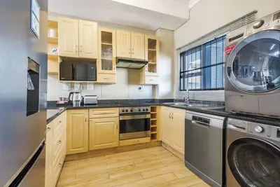 Image de Stylish Spacious Apartment with Rooftop Pool