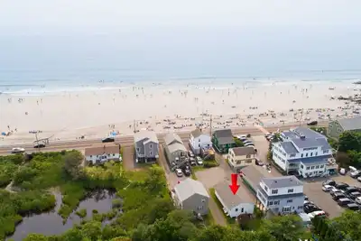 Image de Walk to the Beach | Ample Parking