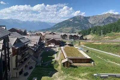 Image de À 200m des pistes de ski, 4ème étage, piscine, balcon, télévision, casier à ski, 23m², Les Orres
