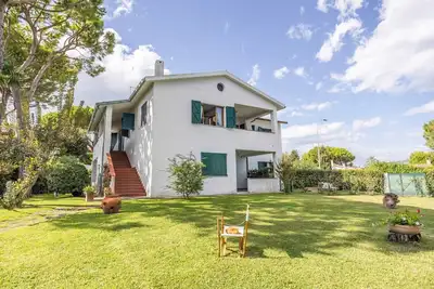 Image de Maison de vacances à Numana avec 3 chambres à coucher, 7 couchages