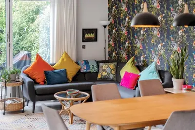Image de Spacious Family Oasis | Explore with Ease! - Pass the Keys