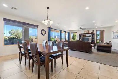 Image de Stay, Play, and Unwind at The Sand Castle