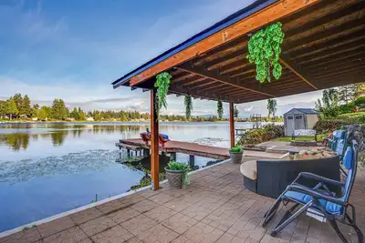 Image de Lakefront Home w/ Fire Pit, Dock in Kent!