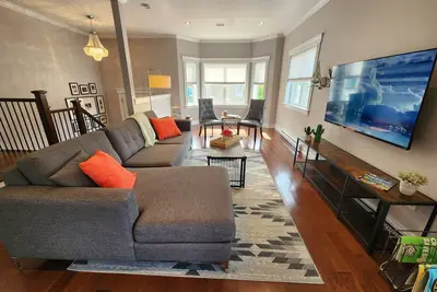 Image de Charming Halifax Haven