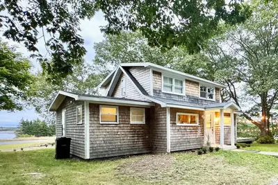 Image de Charming 2-bedroom cottage with barrel sauna and river view