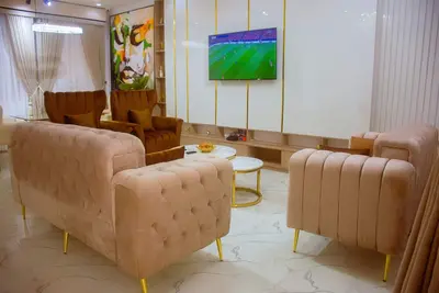 Image de Lekki Aprt/Pool/Gym/sleeps 6/ FreeP/Tv/WiFi