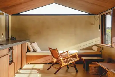 Image de A 1ldk rental villa with a boatlike appearance overlooking the Isumi River / Isumi Chiba