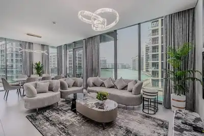 Image de Spacious Crystal Lagoons View I Mbr I 3bdr + Maid Room