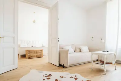 Image de Zoe's studio is apartment in city center two rooms apartment for max of 4 guests