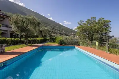 Image de Appartement de vacances Brenzone pour 1 - 4 personnes avec 1 chambre Ă coucher - Logement de vacance