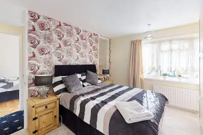 Image de Maison de vacances Orpington pour 1 - 6 personnes avec 3 chambres à coucher - Maison jumelée
