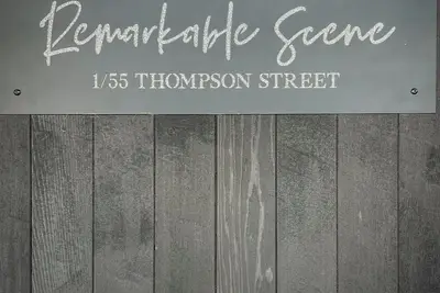 Image de Spectacular Lake & Mountain Views! Walk to Queenstown's fab bars & restaurants!