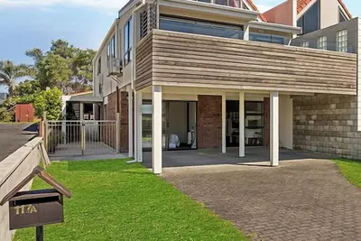 Image de 6br Family Beach House with Pool & Sea Views