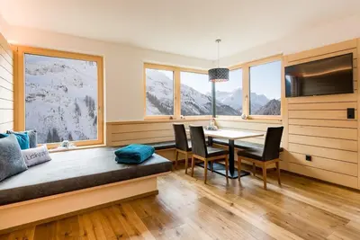 Image de Zenzilisdola - Bildegg Apartments