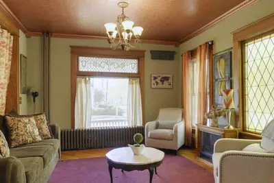Image de Retreat in Hastings: Two Homes, One Listing