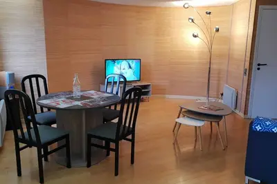 Image de 2-bedroom apartment in the city center with WiFi, Ac