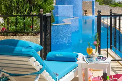 Image de Elena est un contemporain, appartement spacieux dans le complexe Elvina Superbe