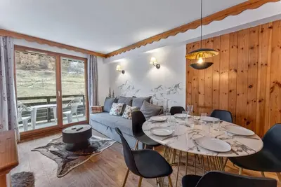 Image de Centre station, 2ème étage, vue montagne, remise en forme, piscine, sauna, balcon, casier à ski