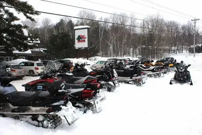 Image de Snowmobilers paradise in Muskoka, On