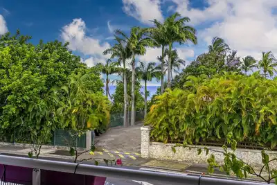 Image de Appartement Orchid dan duplex moderne petite vue mer, plage accessible à pied