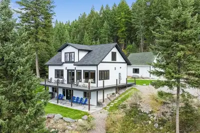 Image de Idyllic 5bd Montana Home w/ private hot tub, fire pit & amazing views! Sleep 8!