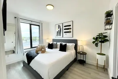 Image de Jan 38% Promo:Luxe King 1br Indoor Pool Near Ewr