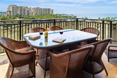 Image de End of year specials! Stunning 9th Flr Ocean View Villa