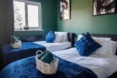 Image de Beautiful house off-road free parking