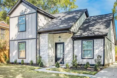 Image de Ev Charger - Family Friendly - Close to Downtown