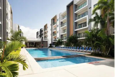 Image de Modern apartment with pool