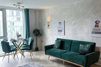 Image de Central Milton Keynes Apartment W/ Private Balcony, Newly Refurbished
