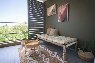 Image de Appart de charme 4* à 300 m du lagon, idéal pour les familles, vue mer