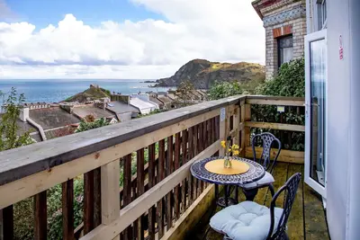 Image de Coronation House - sleeps 10 guests in 5 bedrooms