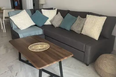 Image de Excellent Location 2 Bed Apartment in Calahonda 4 mins walk to beach