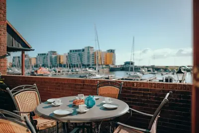 Image de Lock & Quay - waterfront oasis