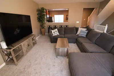 Image de 3br Townhome. Full Kitchen. King. Garage. Air Conditioning. Mountain Views.