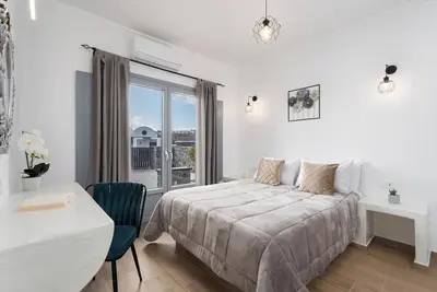 Image de Bhs Bonita Suite: Where Luxury Meets the Magic of Santorini!