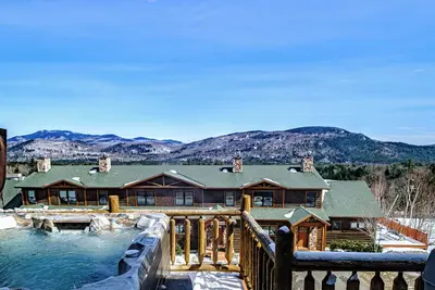 Image de <b>Trailside Retreat w/ Hot Tub – Come enjoy Summer and Fall at Sunday River</b>