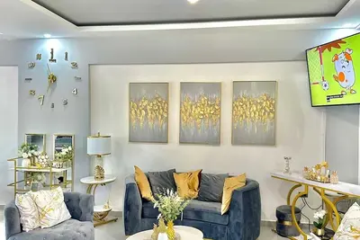 Image de Beautiful 3 Bed Townhome in Gated Community in La Ceiba with Pool, WiFi, Ac