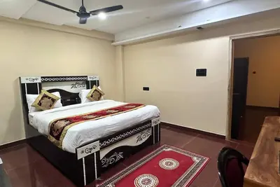 Image de 8-room hotel in wonderful Varanasi with WiFi, Ac. Enjoy your stay
