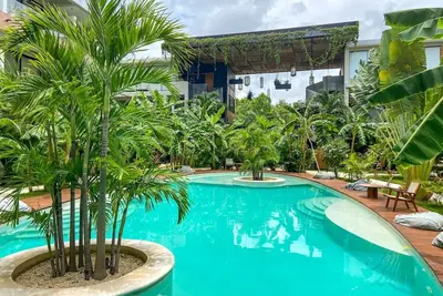 Image de Spacious 1br Home w/PrivPool+Gym+Garden Downtown