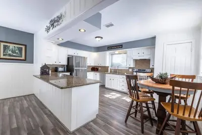 Image de Fully Furnished and Bills Paid. House is located in Lubbock medical district!