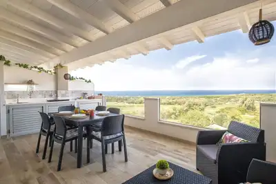 Image de Confortable appartement pour 5 personnes avec climatisation, Wifi, Tv et patio