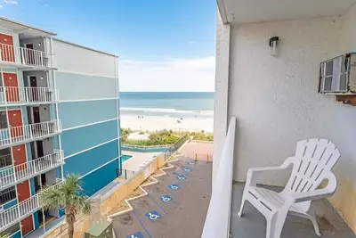 Image de Beautiful Sea Mist Remodeled Studio, Views & Pools