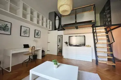 Image de Experience a uniquely designed apartment in the heart of historic Bratislava.